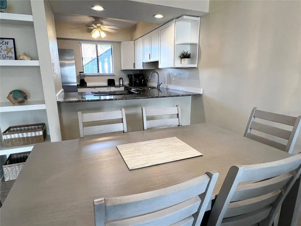 1801 GULF DRIVE #125 Bradenton Beach, FL 34217