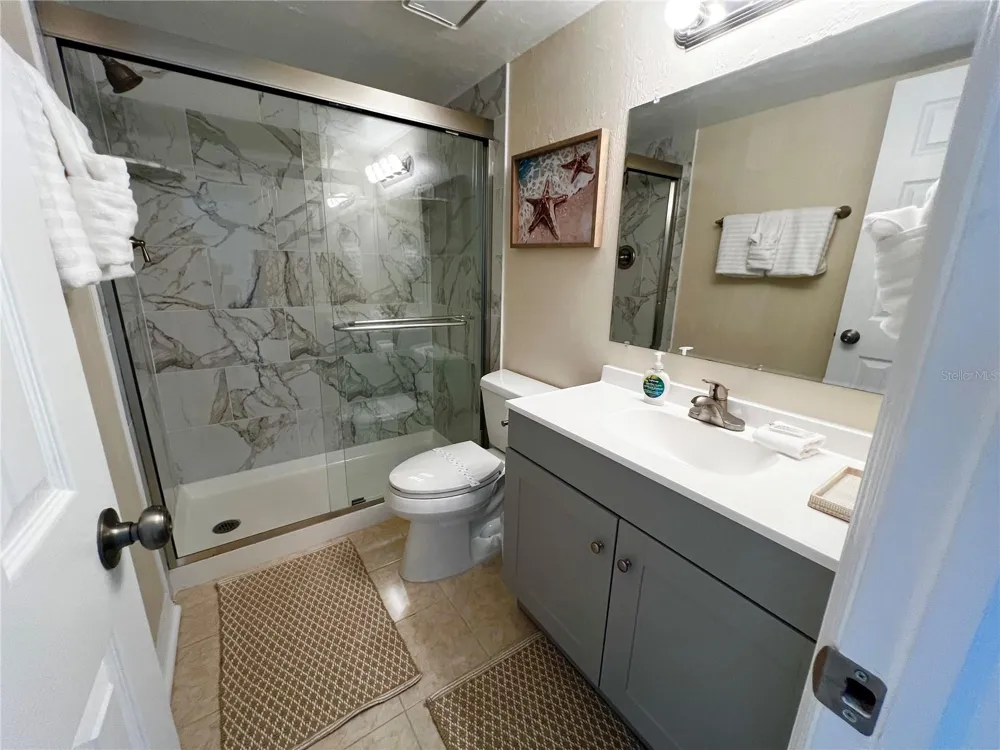1801 GULF DRIVE #125 Bradenton Beach, FL 34217