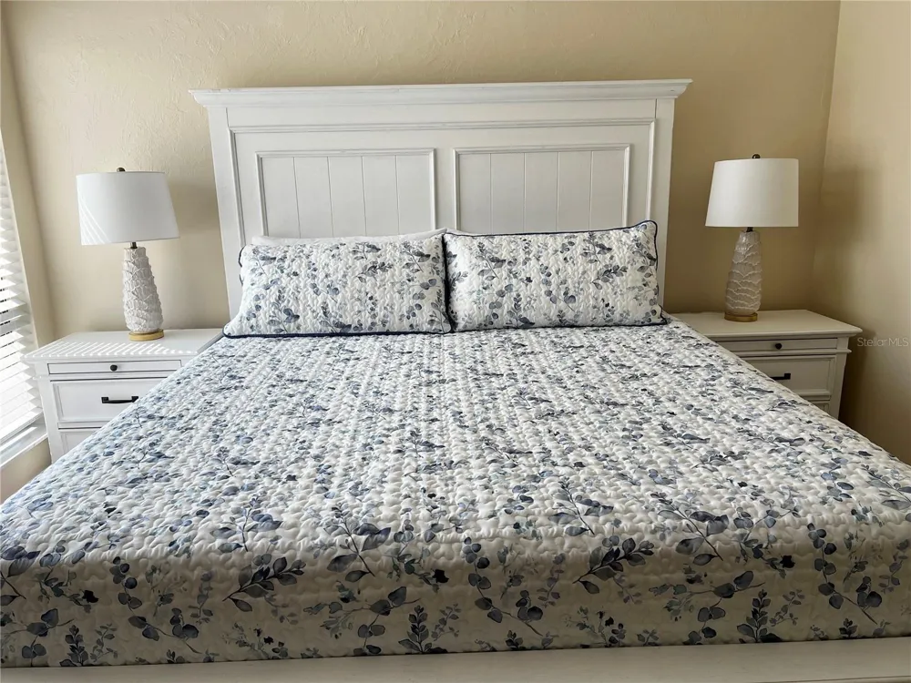 1801 GULF DRIVE #125 Bradenton Beach, FL 34217