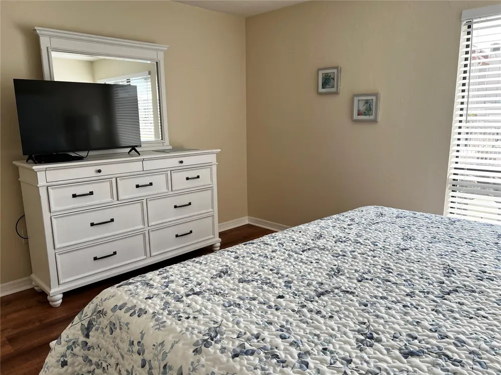 1801 GULF DRIVE #125 Bradenton Beach, FL 34217