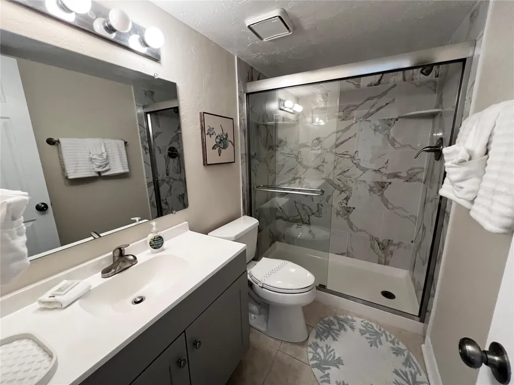 1801 GULF DRIVE #125 Bradenton Beach, FL 34217