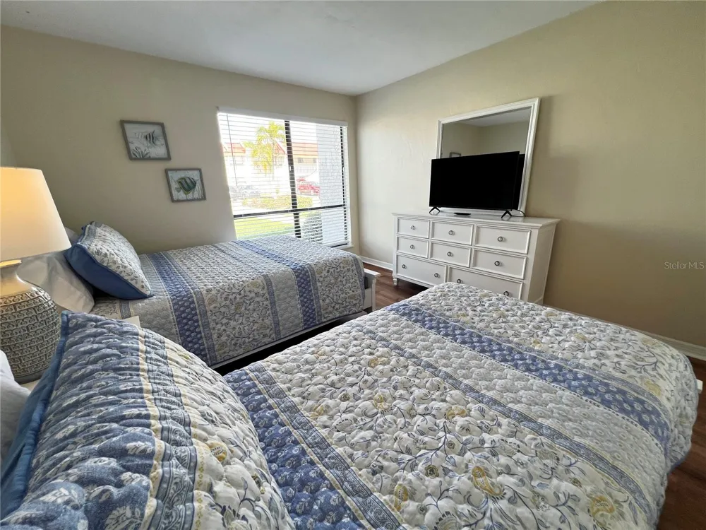 1801 GULF DRIVE #125 Bradenton Beach, FL 34217