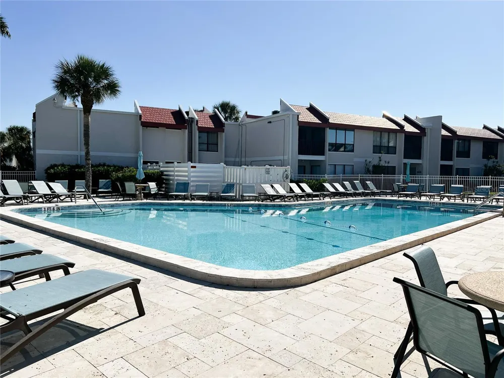 1801 GULF DRIVE #125 Bradenton Beach, FL 34217
