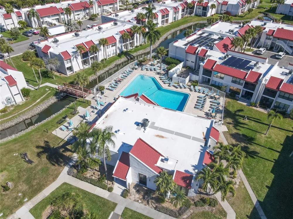 1801 GULF DRIVE #125 Bradenton Beach, FL 34217
