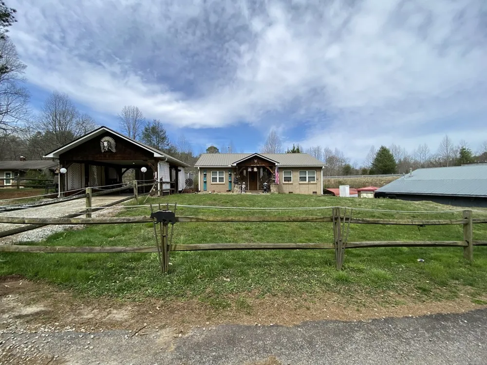 South Old Prentiss Road Franklin, NC 28734