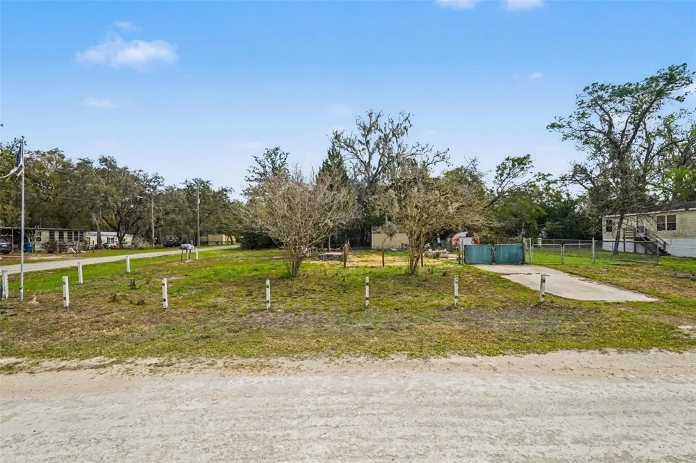 34884 REYNOLDS STREET Dade City, FL 33523