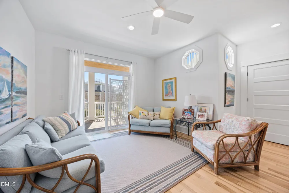 2616 Lennoxville Road Beaufort, NC 28516