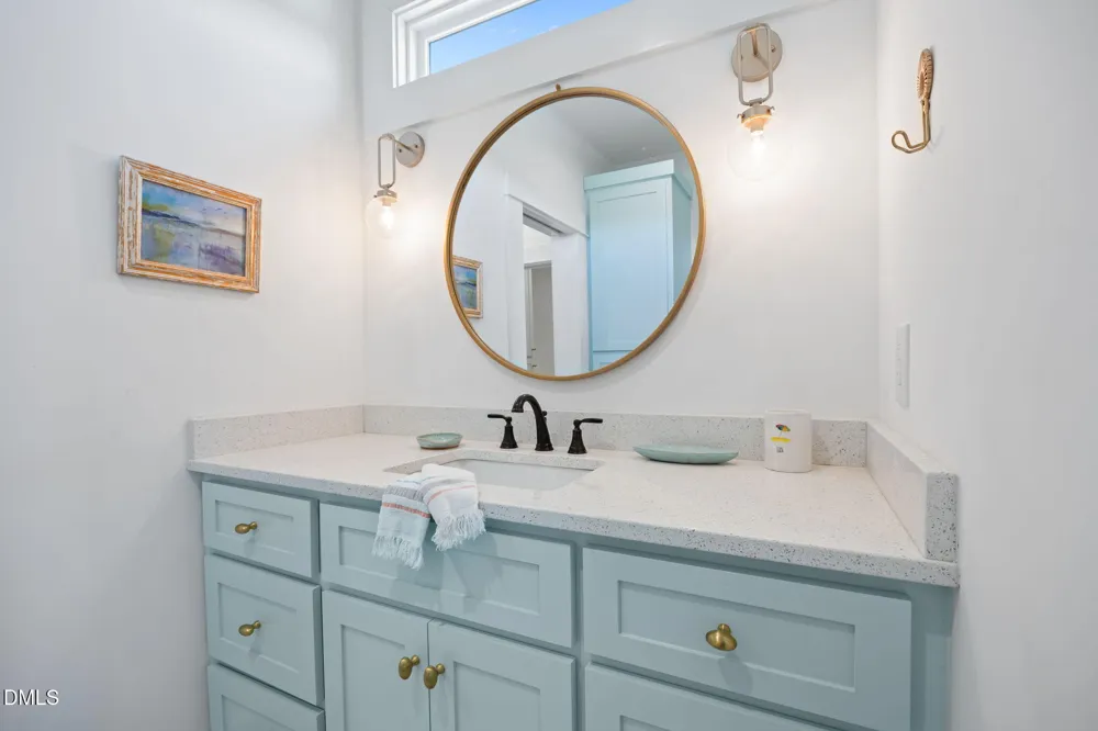 2616 Lennoxville Road Beaufort, NC 28516