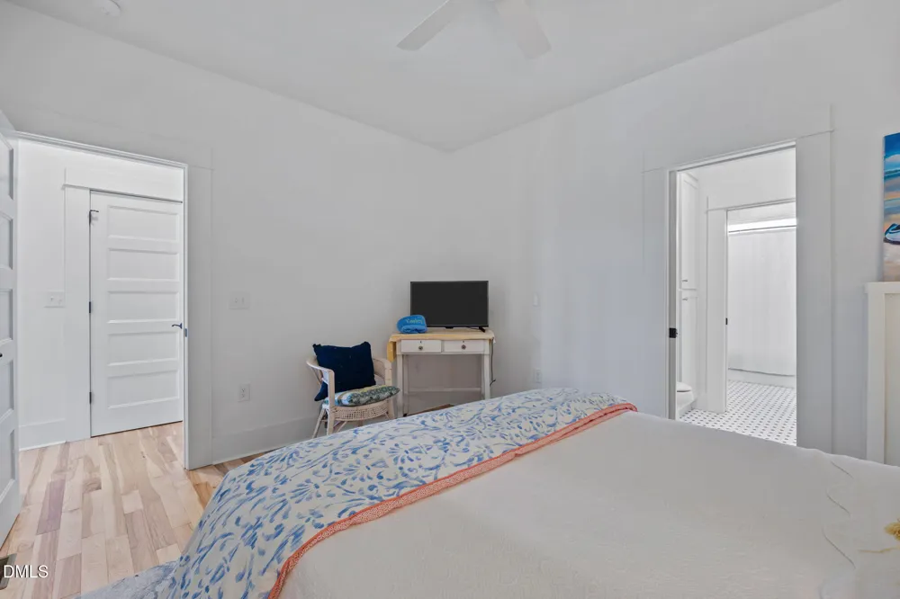 2616 Lennoxville Road Beaufort, NC 28516