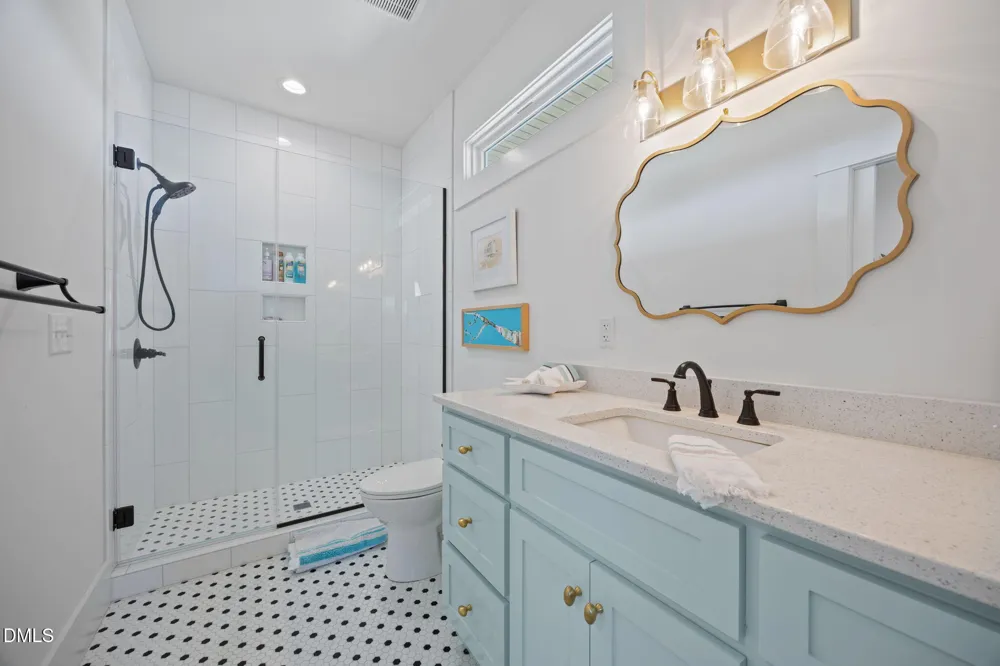 2616 Lennoxville Road Beaufort, NC 28516