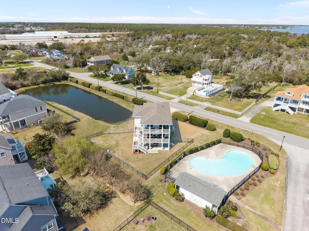 2616 Lennoxville Road Beaufort, NC 28516