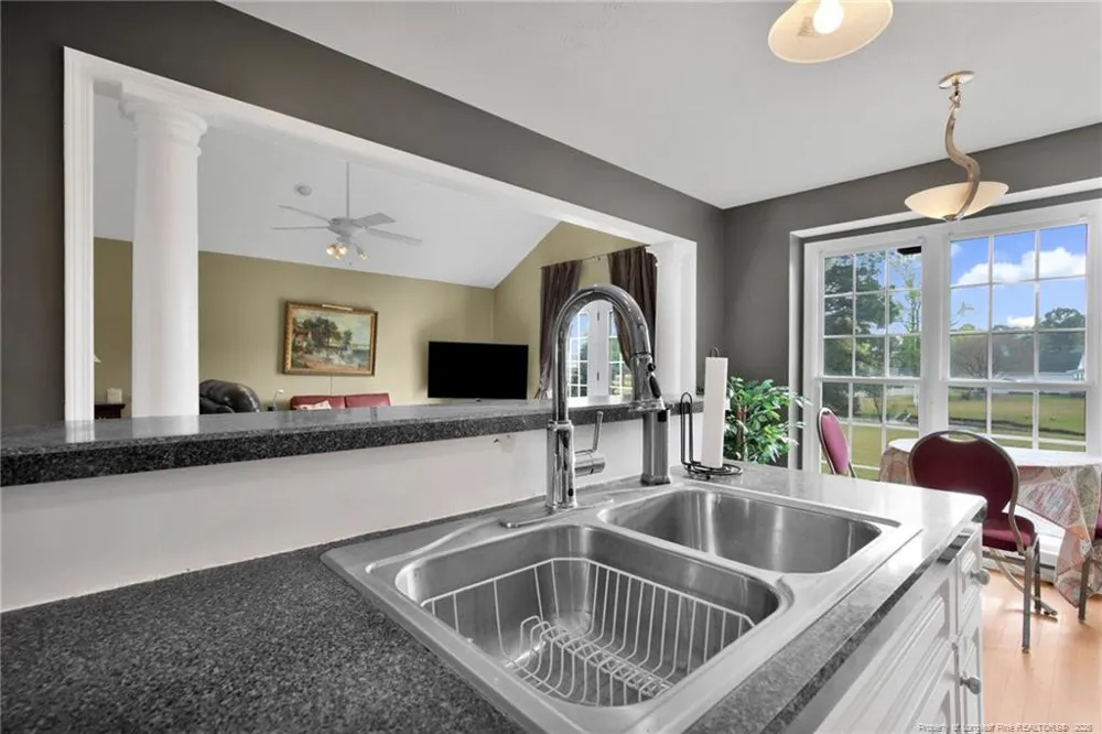 73 Timberlake Drive Clinton, NC 28328