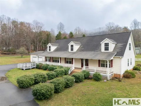 1564 Camp Creek Road