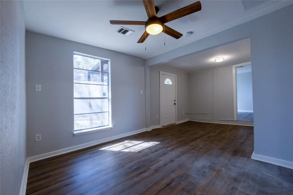 2304 Thrasher Lane #A Austin, TX 78741