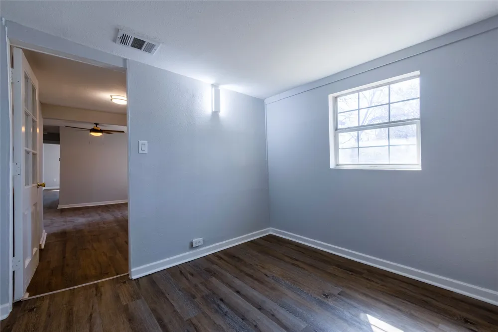 2304 Thrasher Lane #A Austin, TX 78741