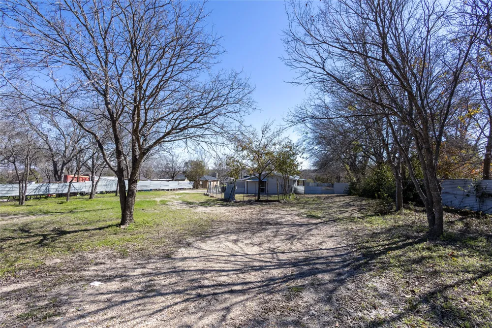 2304 Thrasher Lane #A Austin, TX 78741
