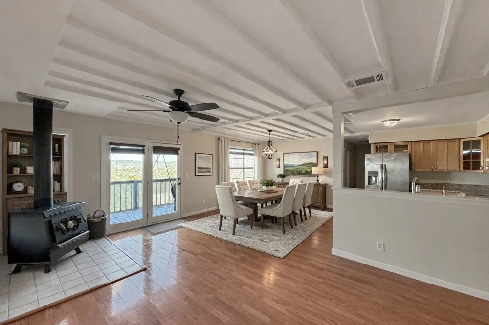 231 Vip Drive Canyon Lake, TX 78133