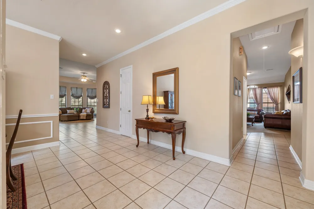 15016 Thatcher Drive Austin, TX 78717
