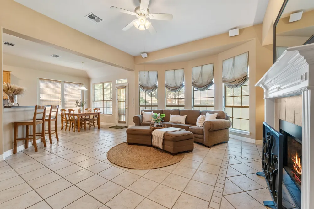 15016 Thatcher Drive Austin, TX 78717