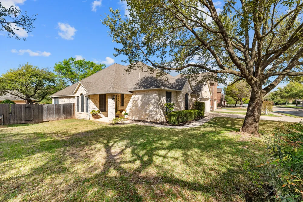 15016 Thatcher Drive Austin, TX 78717