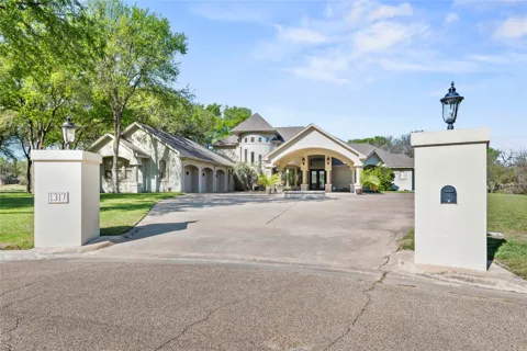 1317 Jack Nicklaus Circle