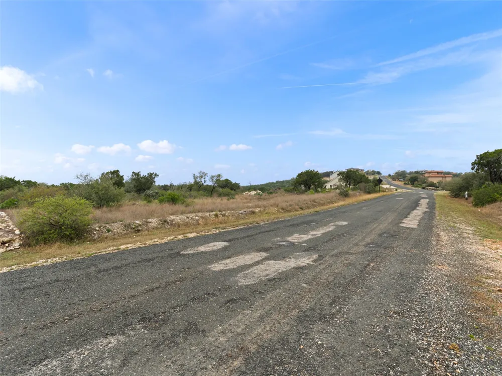 14 PR 2777 Mico, TX 78056
