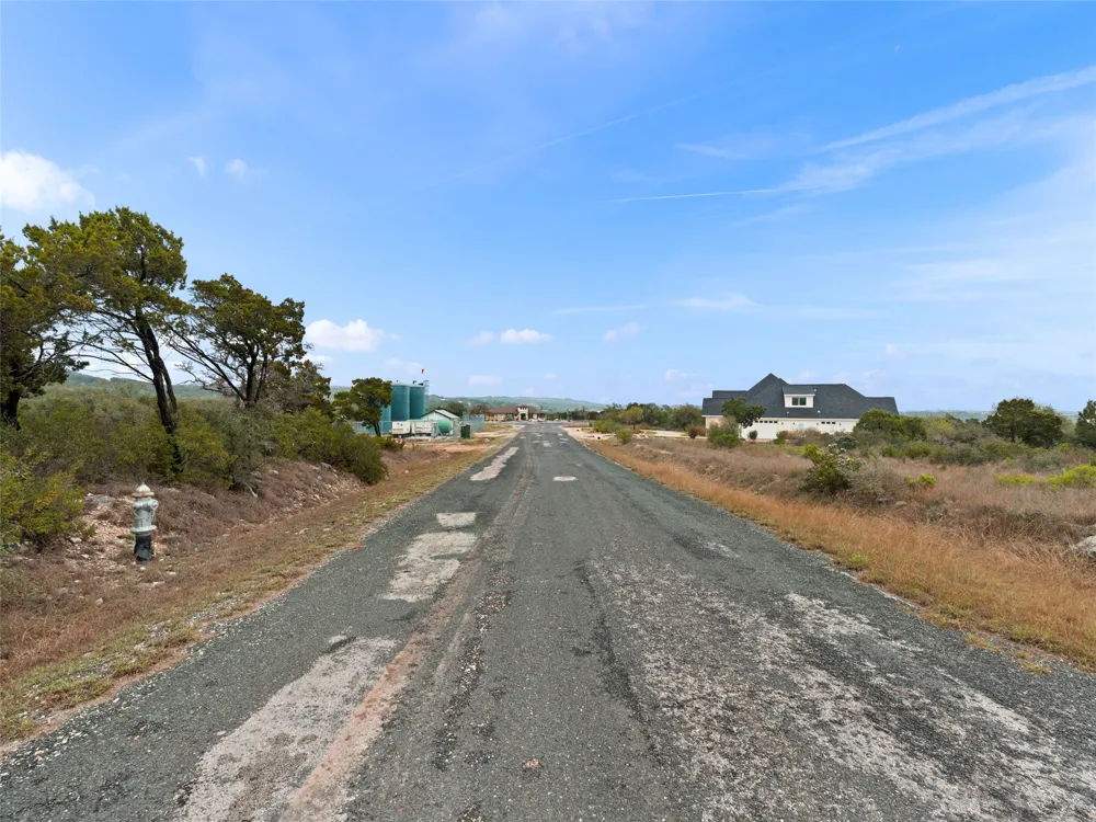 14 PR 2777 Mico, TX 78056