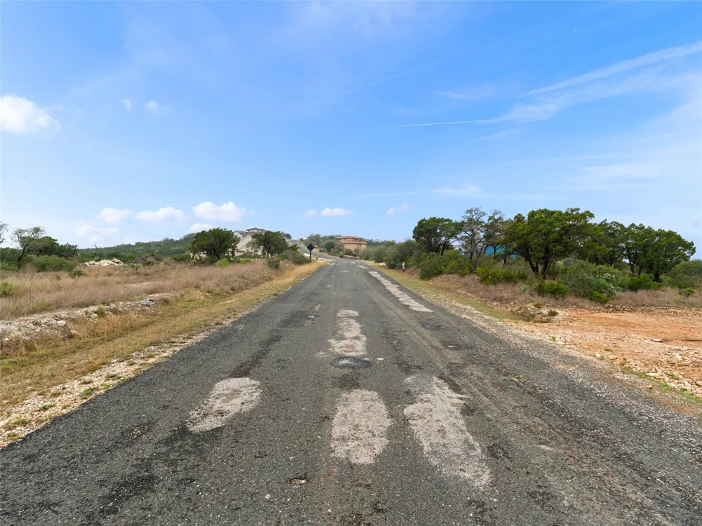 14 PR 2777 Mico, TX 78056