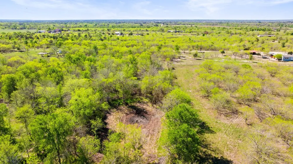 8530 FM 153 La Grange, TX 78945