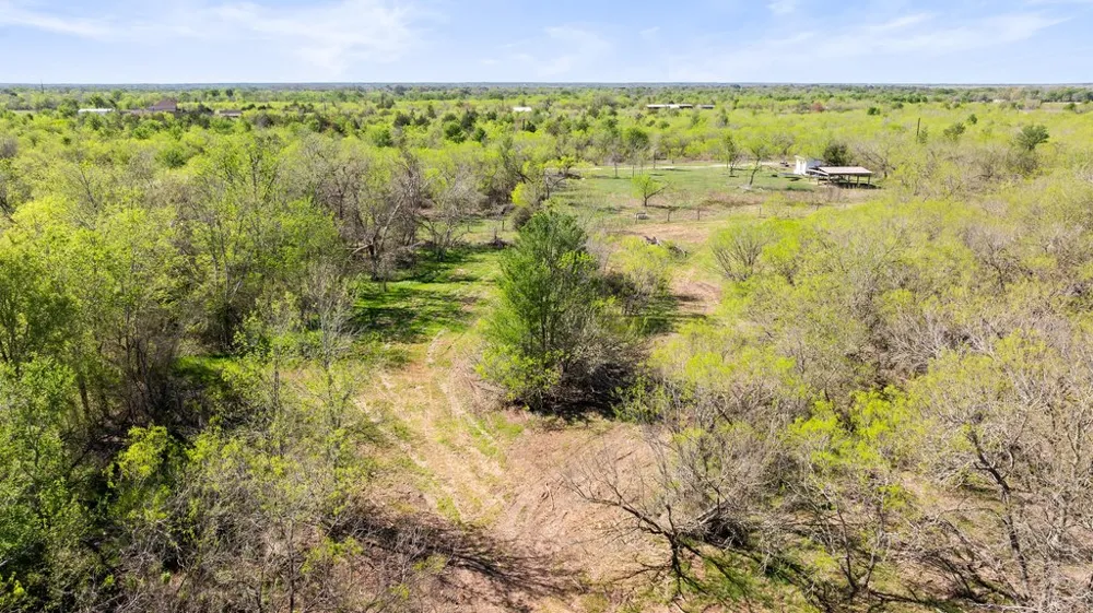 8530 FM 153 La Grange, TX 78945