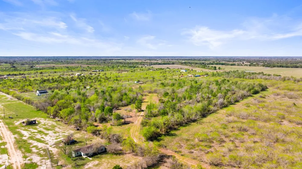 8530 FM 153 La Grange, TX 78945