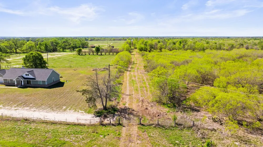 8530 FM 153 La Grange, TX 78945