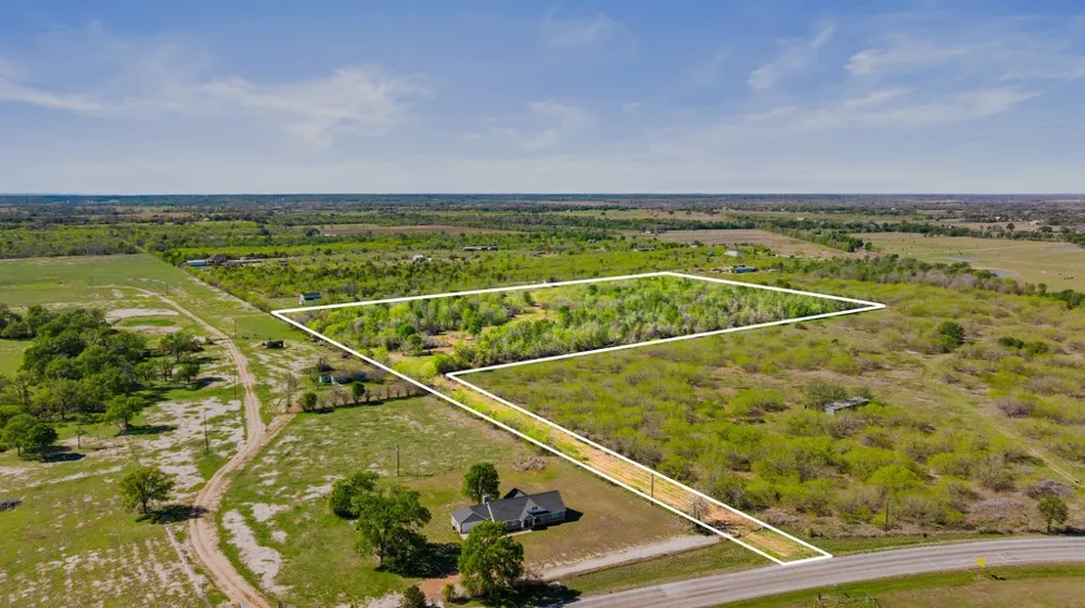 8530 FM 153 La Grange, TX 78945