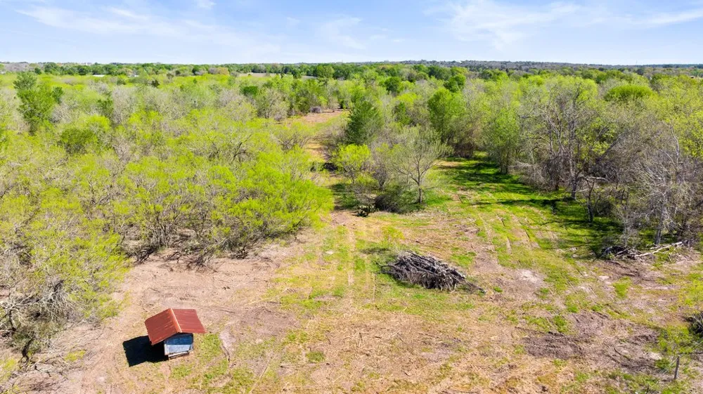 8530 FM 153 La Grange, TX 78945