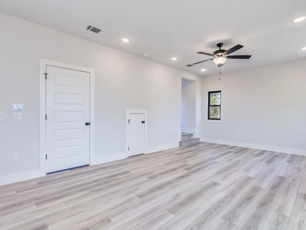206 E Wonsley Drive #2 Austin, TX 78753