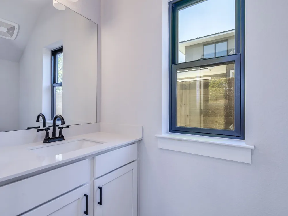 206 E Wonsley Drive #2 Austin, TX 78753