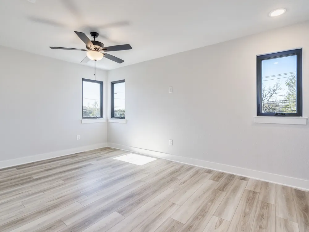 206 E Wonsley Drive #1 Austin, TX 78753
