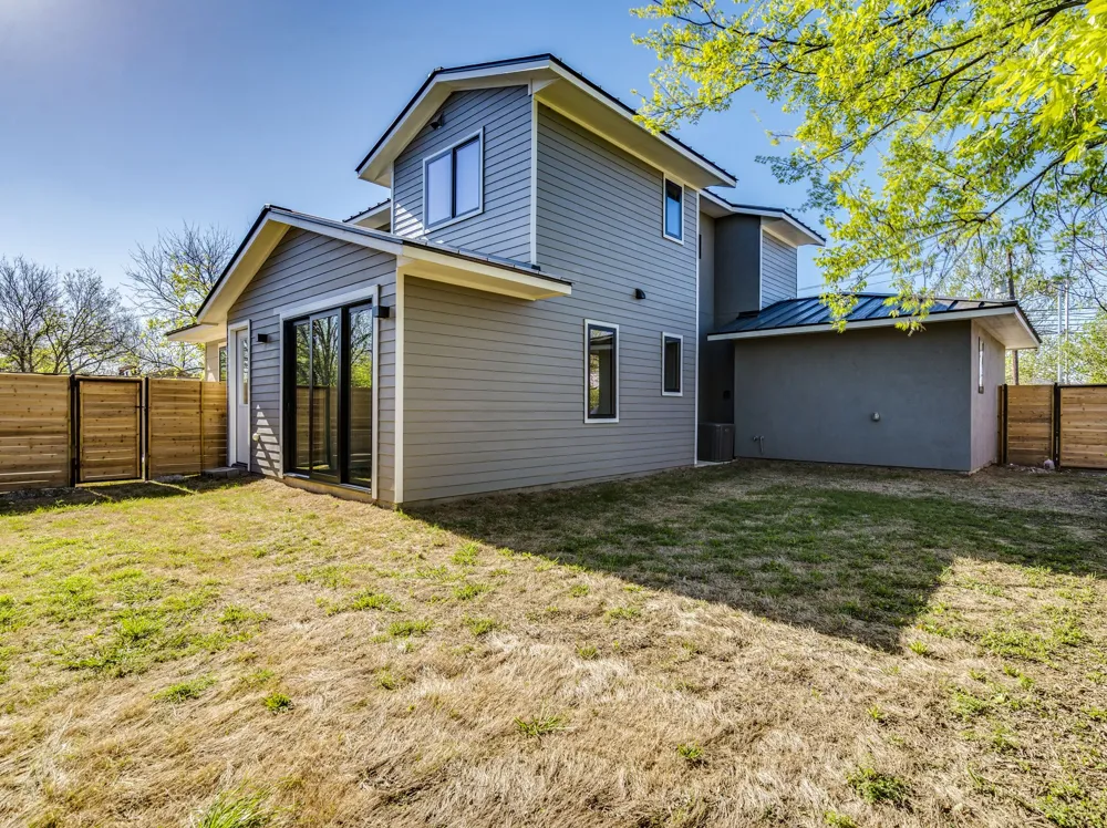 206 E Wonsley Drive #1 Austin, TX 78753