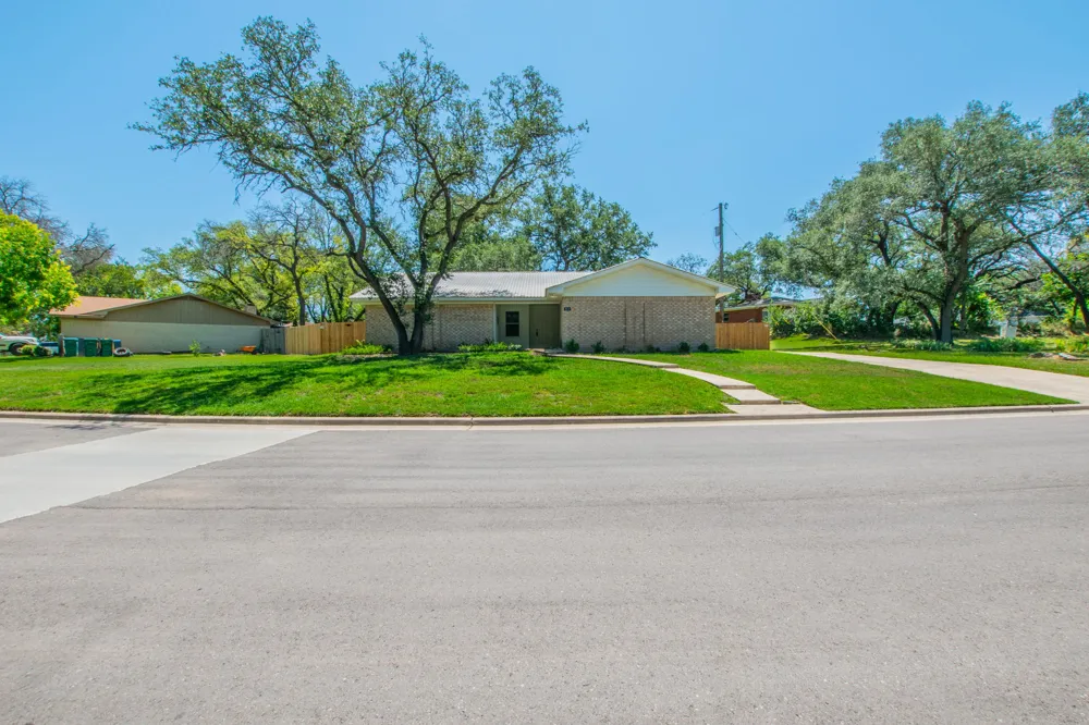 3019 Summit Drive Belton, TX 76513