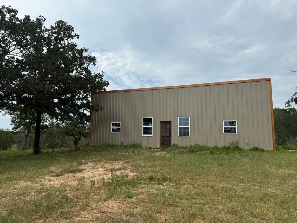 762 Karisch Road Giddings, TX 78942