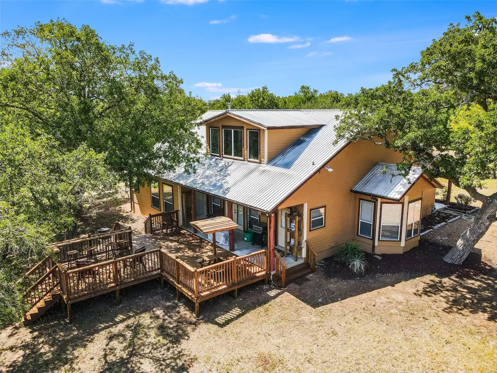 762 Karisch Road Giddings, TX 78942