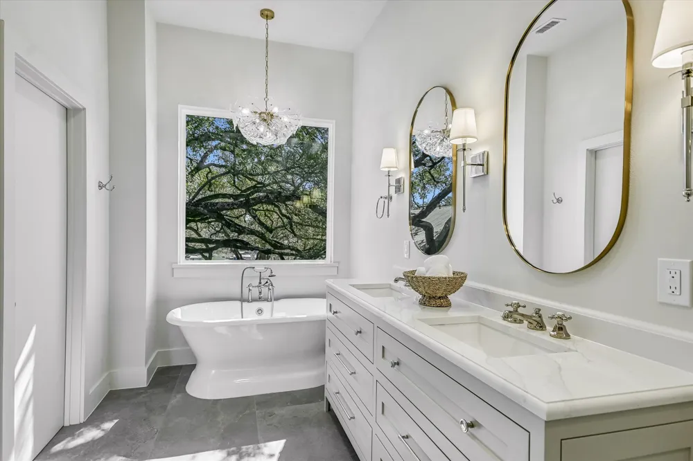 6111 Hudson Bend Road Austin, TX 78734