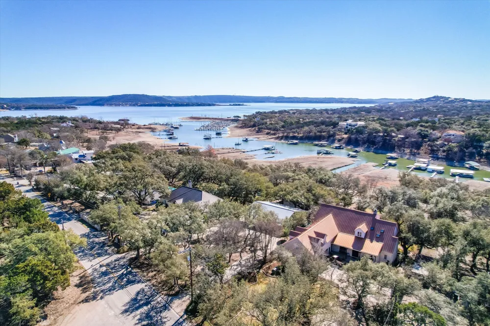 6111 Hudson Bend Road Austin, TX 78734