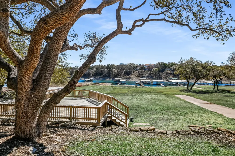 6111 Hudson Bend Road Austin, TX 78734