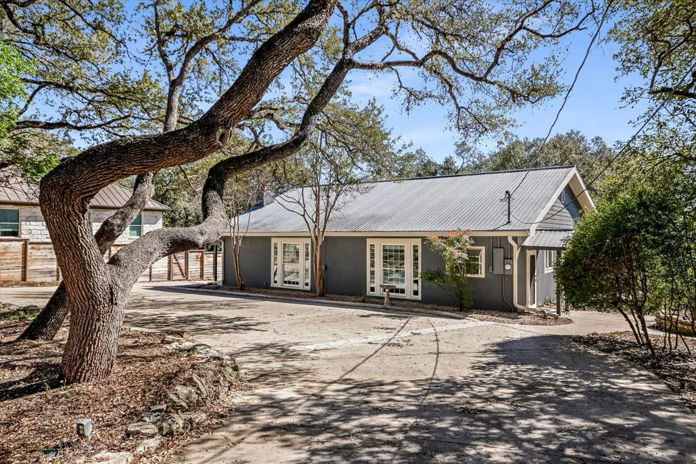 6111 Hudson Bend Road Austin, TX 78734