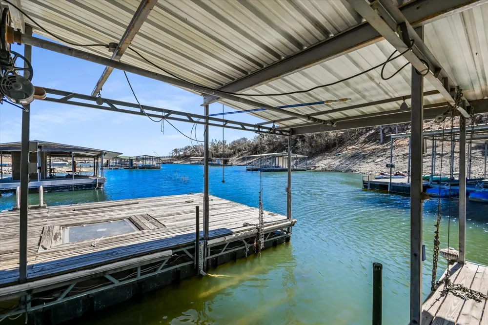 6111 Hudson Bend Road Austin, TX 78734