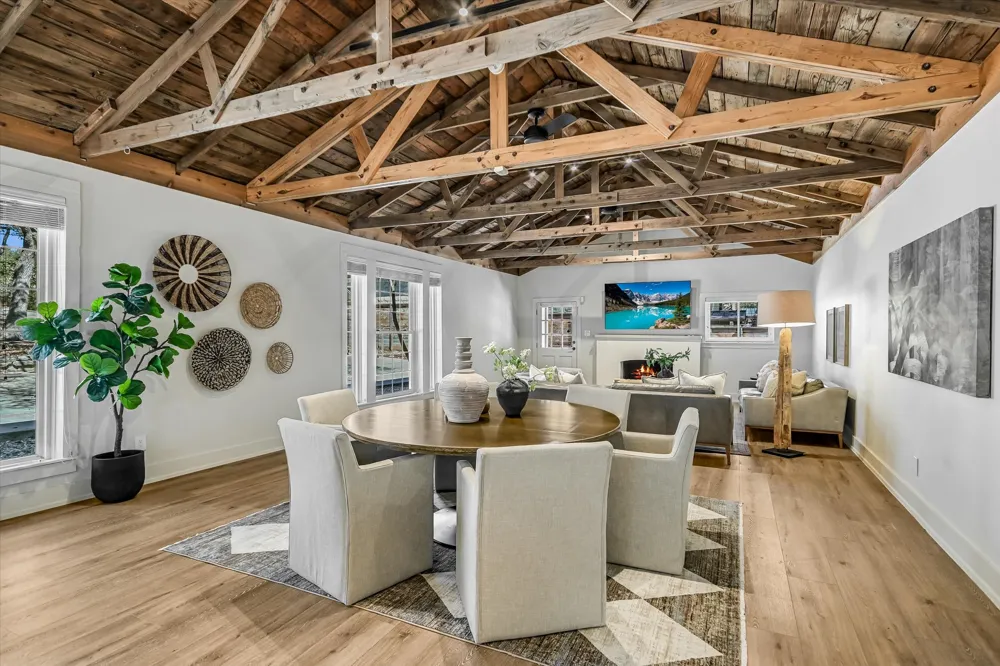 6111 Hudson Bend Road Austin, TX 78734
