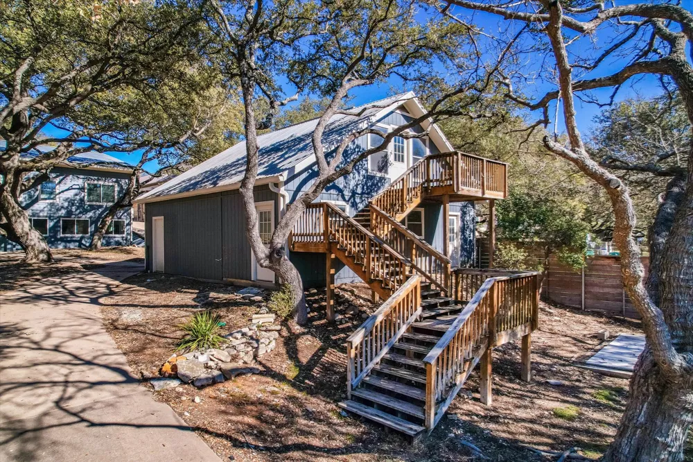 6111 Hudson Bend Road Austin, TX 78734
