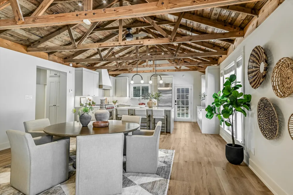 6111 Hudson Bend Road Austin, TX 78734