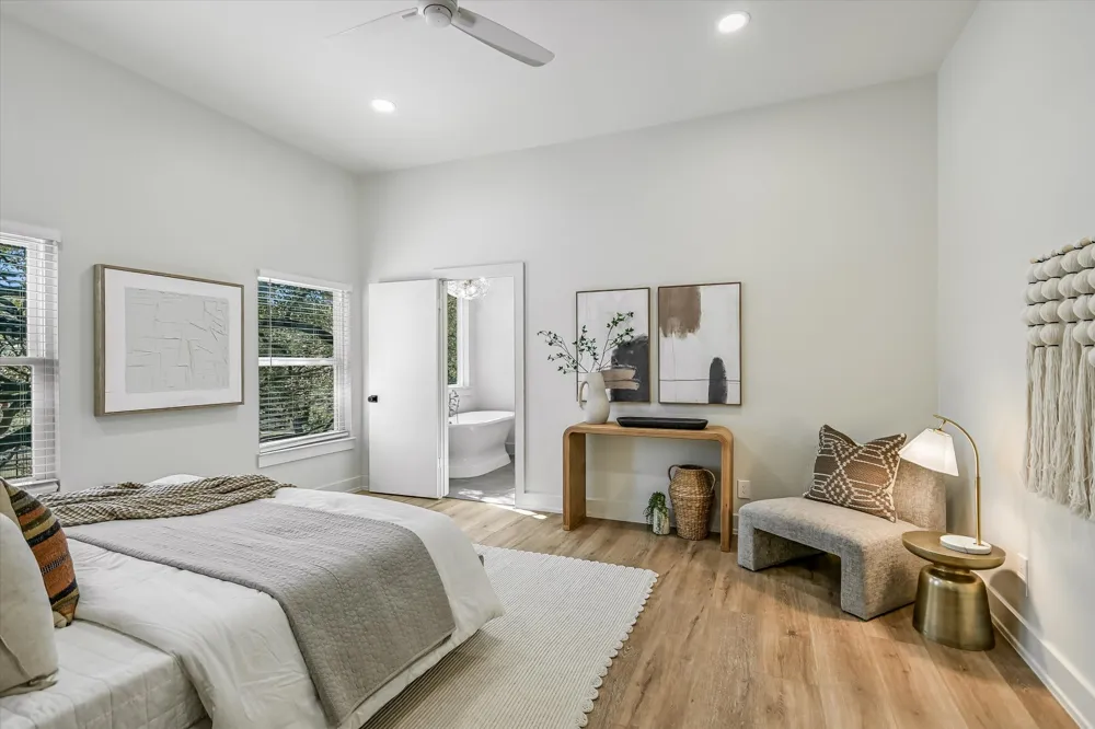 6111 Hudson Bend Road Austin, TX 78734